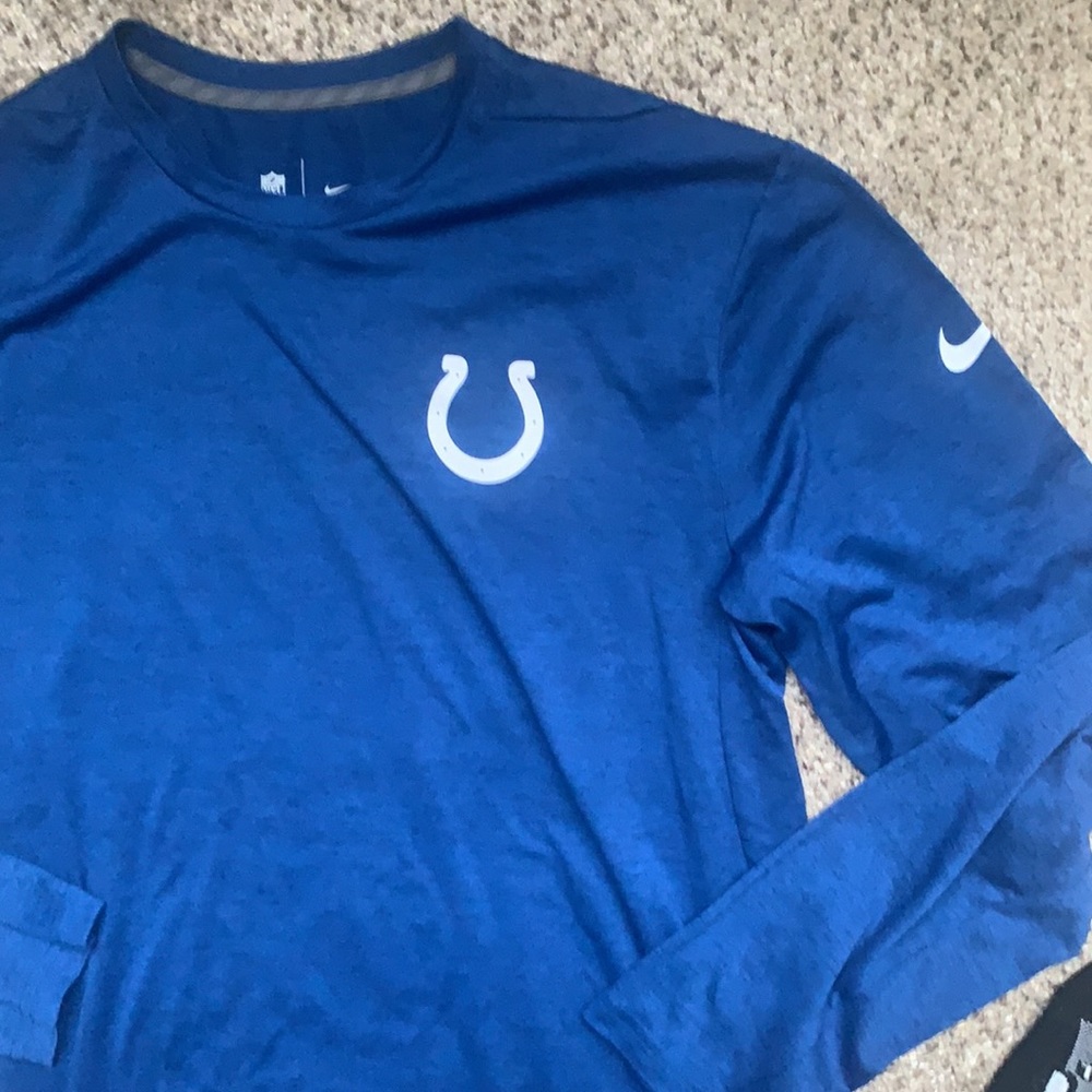 NFL On Field Apparel Large Nike Dri Fit Indianapolis Colts Longsleeve Like New